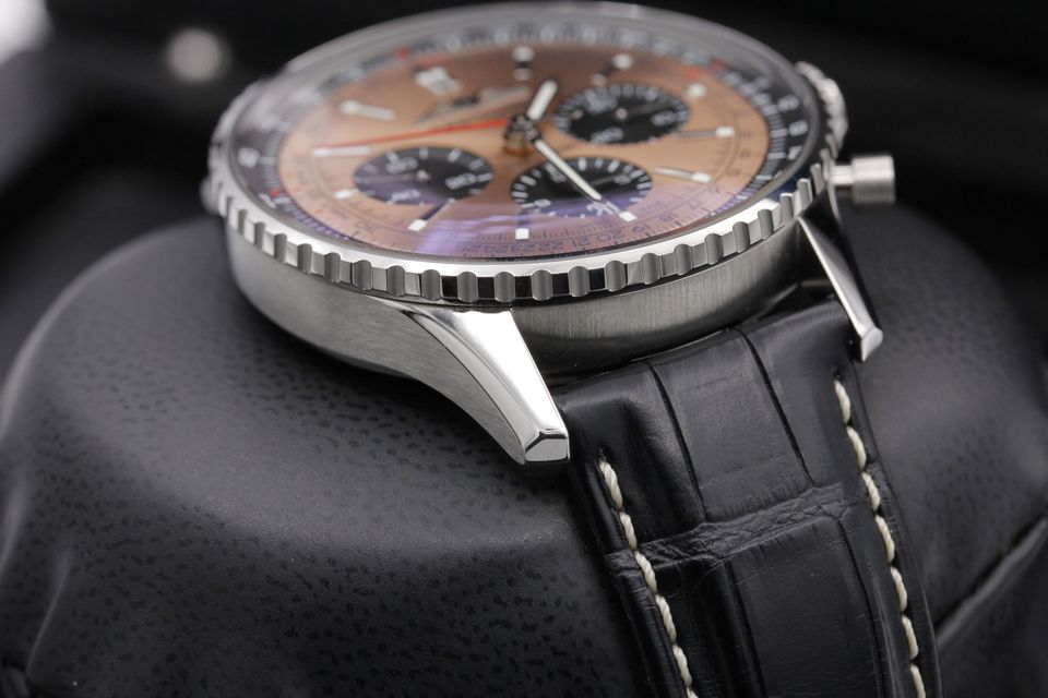 Breitling Navitimer B01 Chronograph 43 AB0138 Image 5